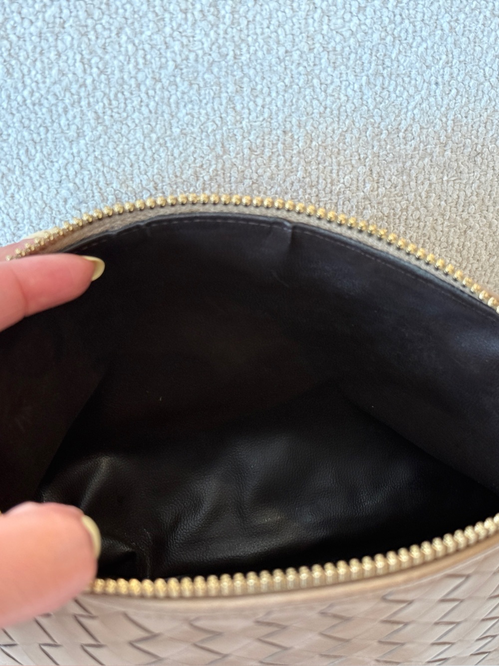 Authentic Vintage Bottega Veneta Intrecciato Crossbody Bag - Picture 9 of 11